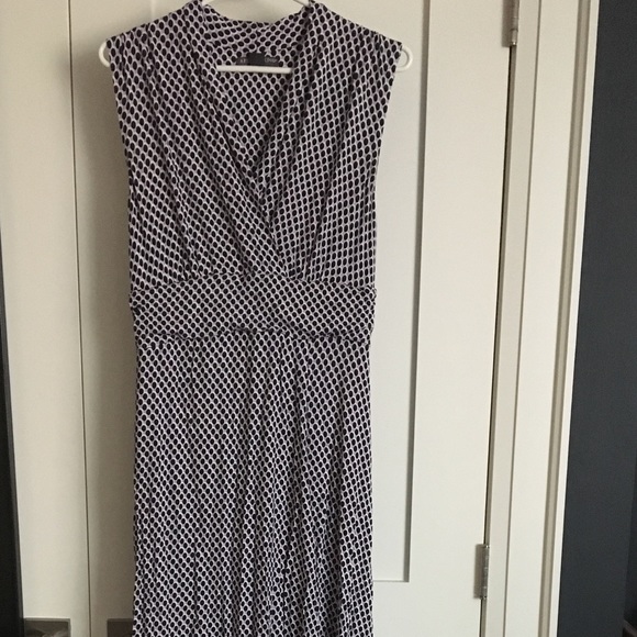 A Pea in the Pod Maternity Maxi Dress (Small) - Picture 1 of 3